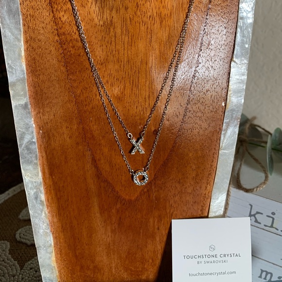 NEW Swarovski Touchstone Crystal ‘XO’ Necklace ❌⭕️ - Picture 3 of 7